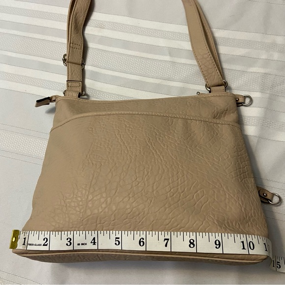 Taupe Womens Crossbody/ Shoulder Bag - Zippered Closure- Clean EUC - Picture 11 of 14